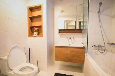 The Seed Musee Sukhumvit 26 near BTS Phrom Phong 1 Bed 1 Bath 45 m². Fully Furnished
