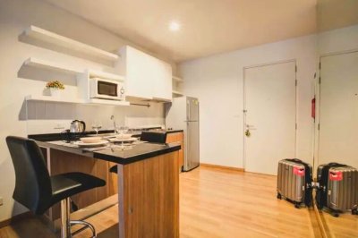 The Seed Musee Sukhumvit 26 near BTS Phrom Phong 1 Bed 1 Bath 45 m². Fully Furnished