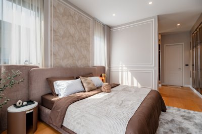 CINQ ROYAL Krungthep Kreetha Near Yaek Lam Sali Station 5 Beds 6 Baths 705 sq m. Fully Furnished