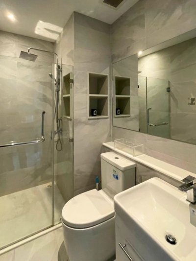 Rhythm Ekkamai Estate Near BTS Thong Lor 1 Bed 1 Bath 35 sq m. Fully Furnished