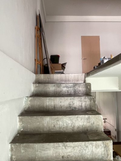 Hidey Apartment Shop with kitchen Near BTS On Nut 2 Beds 4 Baths . Fully Furnished