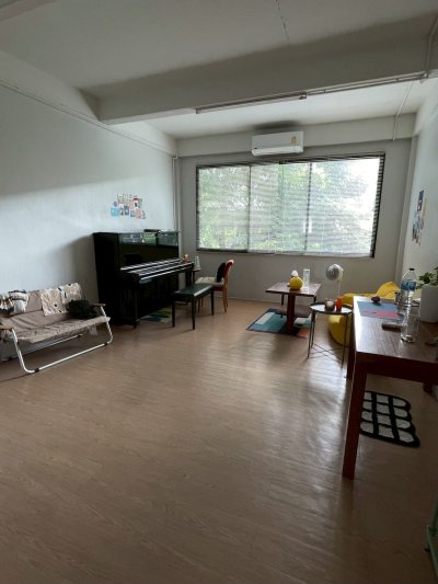 Hidey Apartment Shop with kitchen Near BTS On Nut 2 Beds 4 Baths . Fully Furnished