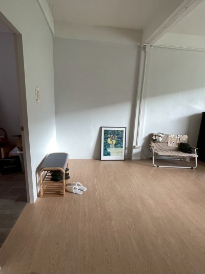 Hidey Apartment Shop with kitchen Near BTS On Nut 2 Beds 4 Baths . Fully Furnished