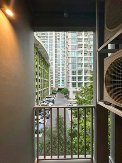 Quintara Phume Sukhumvit 39 Near BTS Phrom Phong 1 Bed 1 Bath 30 m². Fully Furnished