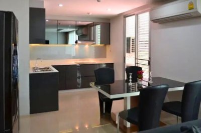 2-BR Serviced Apt. Near BTS Thong Lor 2 Bed 2 Bath 115 m². Fully Furnished