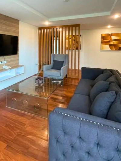 2-BR Serviced Apt. Near BTS Thong Lor 2 Bed 2 Bath 115 m². Fully Furnished