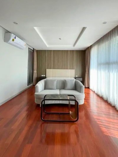 2-BR Serviced Apt. Near BTS Thong Lor 2 Bed 2 Bath 115 m². Fully Furnished