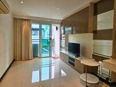 Voque Sukhumvit 16 Residential Condominium MRT Queen Sirikit National Convention Centre 1 Bed 1 Bath 50 m². Fully Furnished