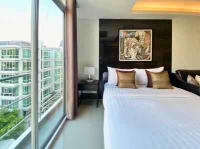 The Capital Sukhumvit 30/1 BTS Phrom Phong Studio 1 Bath 35 sq. m. Fully Furnished ( Other Units Available Also! )