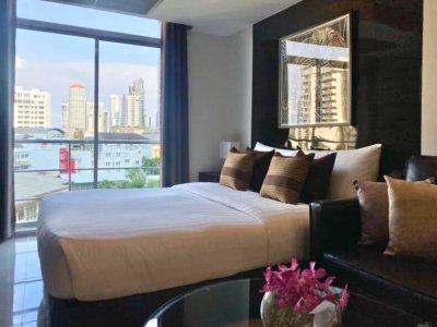 The Capital Sukhumvit 30/1 BTS Phrom Phong Studio 1 Bath 35 sq. m. Fully Furnished ( Other Units Available Also! )