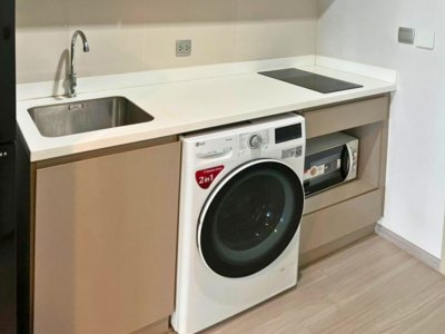 Life Ladprao BTS Ha Yaek Lat Phrao / MRT Phahon Yothin 1 bed 1 Bath 26 sq. m. Fully Furnished