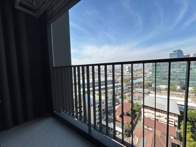 Life Rama 4 - Asoke MRT Queen Sirikit National Convention Center 1 bed 1 Bath  32 sq m. Fully Furnished