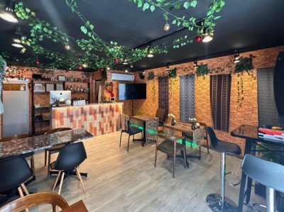 Shop Takeover (Sukhumvit 49/1) 1 room 2 Baths  80 sq m. Fully Furnished