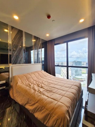 Ashton Chula-Silom MRT Samyan 2 beds 2 Baths  64 sq m. Fully Furnished