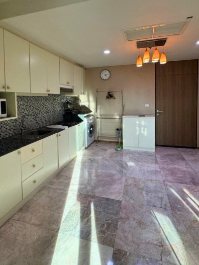 Noble Remix BTS Thong Lor 1 bed 1 Bath  45 sq m. Fully Furnished