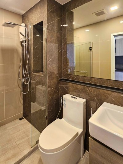 The Tree Pattanakarn-Ekkamai ARL Ramkhamhaeng 1 bed 1 Bath  24 sq m. Fully Furnished