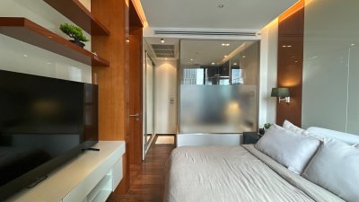 The Address Sukhumvit 28 Near BTS  Phrom Phong 1 bed 1 Bath  45 sq m. Fully Furnished