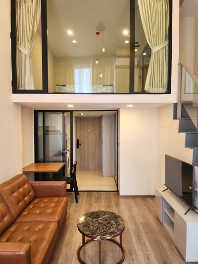 SOHO Bangkok Ratchada Near MRT Huai Khwang Duo Space  33 sq m. Fully Furnished