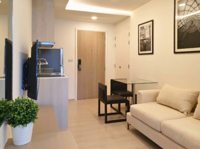 VTARA SUKHUMVIT 36 Near BTS Thong Lor 1 bed 1 Bath  29.5 sq m. Fully Furnished