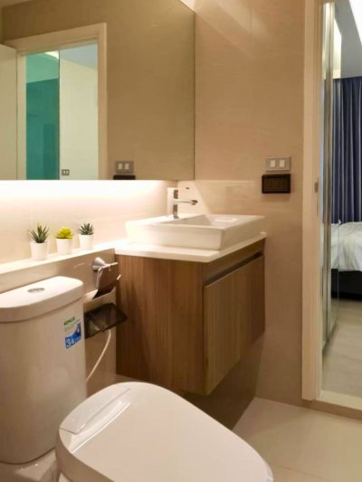 VTARA SUKHUMVIT 36 Near BTS Thong Lor 1 bed 1 Bath  29.5 sq m. Fully Furnished