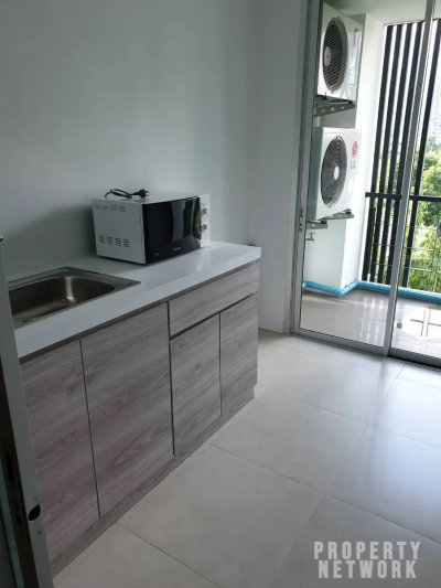 Apartment 8th floor near BTS On Nut 54 sqm. for rent