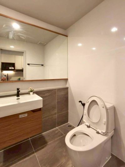 Culture Thonglor Near BTS Thong Lor 1 bed 1 Bath  32 sq m. Fully Furnished