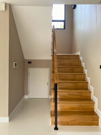 Bangkok Boulevard Single Home, 2 story 3 beds 3 Baths  164 sq m. Fully Furnished