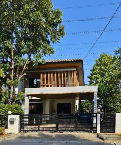 Areeya Como Primo Bangna Near Mega Bangna 4 beds 3 Baths  168 sq m. Fully Furnished