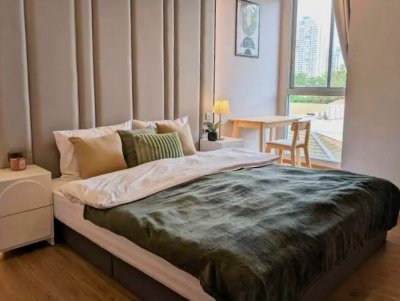 Q Prasarnmit near MRT Phetchaburi 38 sqm.