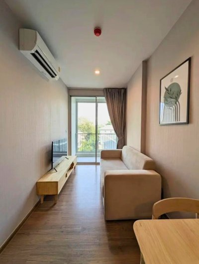 Q Prasarnmit near MRT Phetchaburi 38 sqm.