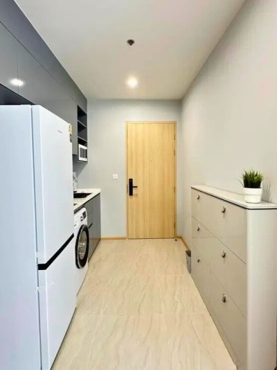 Skyrise Avenue near BTS Punnawithi 45 sqm.