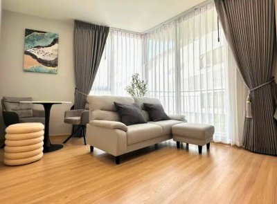 Skyrise Avenue near BTS Punnawithi 45 sqm.