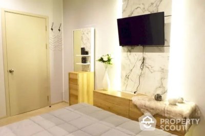 Life Sukhumvit 48 near BTS Phra Khanong 40 sqm.