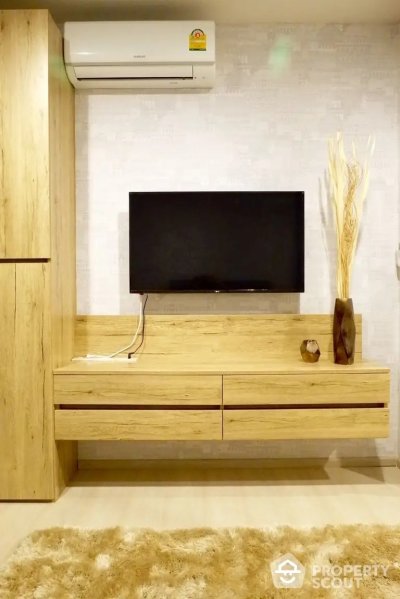 Life Sukhumvit 48 near BTS Phra Khanong 40 sqm.