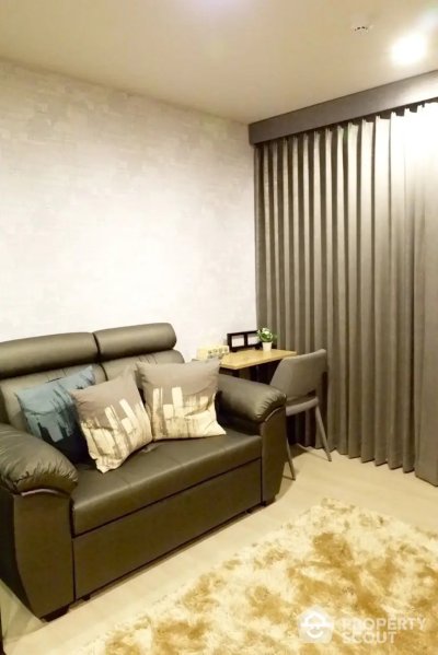 Life Sukhumvit 48 near BTS Phra Khanong 40 sqm.