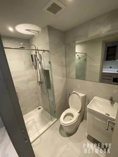 Rhythm Ekkamai near BTS Ekkamai 30 sqm. for rent
