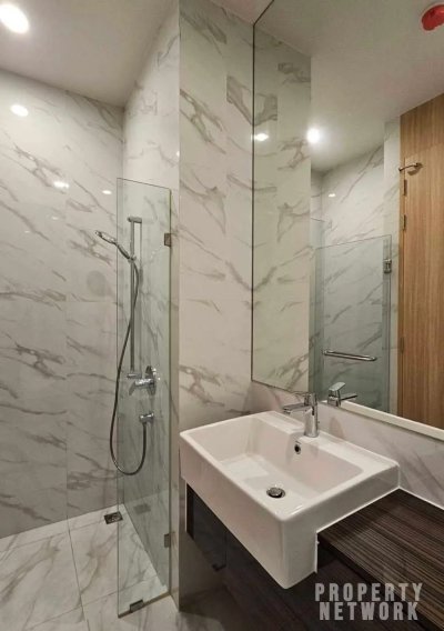 Noble Be Sukhumvit 19 near BTS Nana 30 sqm.