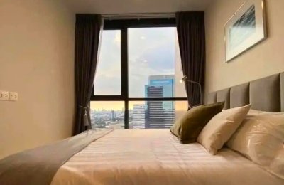Oka Haus Sukhumvit 36 near BTS Thong Lor 27 sqm.