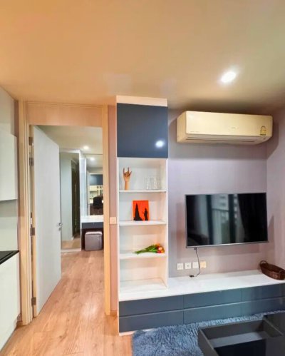 Noble Recole near MRT Sukhumvit 35 sqm. for rent