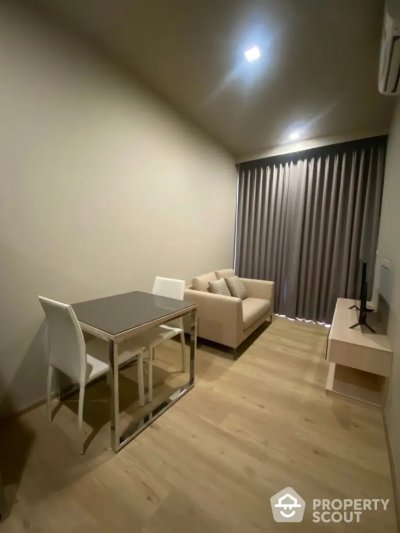 Serviced Apt. near MRT Queen Sirikit 36.5 sqm.