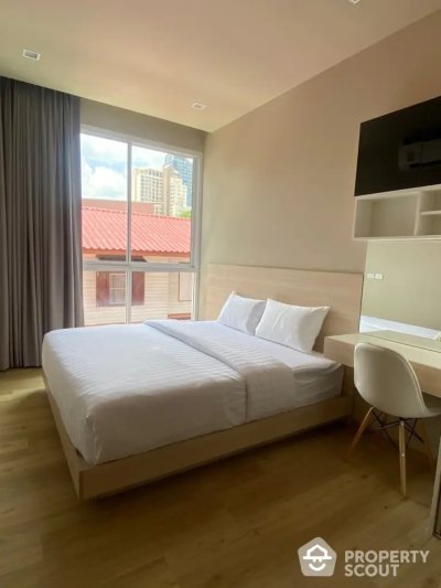 Serviced Apt. near MRT Queen Sirikit 36.5 sqm.