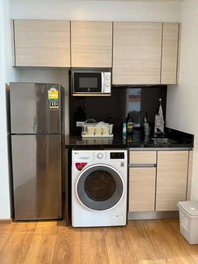 Park Origin near BTS Phrom Phong 30 sqm.