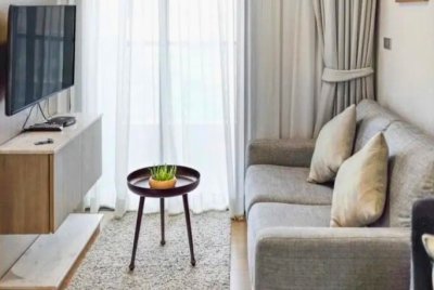 The Lumpini 24 near BTS Phrom Phong 27 sqm.