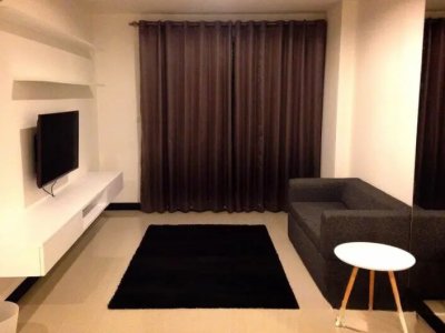 Voque Sukhumvit 16 near MRT Queen Sirikit 50 sqm.