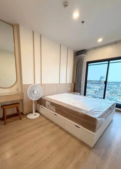 LIFE Rama 4 - Asoke near MRT Queen Sirikit 35 sqm.