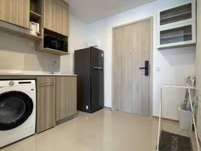 Life Rama4-Asoke near MRT Queen Sirikit 1 Bed 1 Bathroom 26 sqm. Fully Furnished