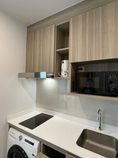 Life Rama4-Asoke near MRT Queen Sirikit 1 Bed 1 Bathroom 26 sqm. Fully Furnished