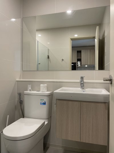Life Rama4-Asoke near MRT Queen Sirikit 1 Bed 1 Bathroom 26 sqm. Fully Furnished
