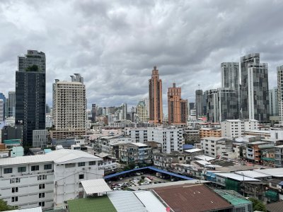 Life Rama4-Asoke near MRT Queen Sirikit 1 Bed 1 Bathroom 26 sqm. Fully Furnished