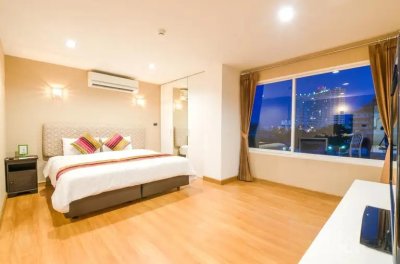 iCheck inn Residences Sathorn Located in Chong Nonsi 3 Beds 3 Bathrooms 156 m² Fully Furnished